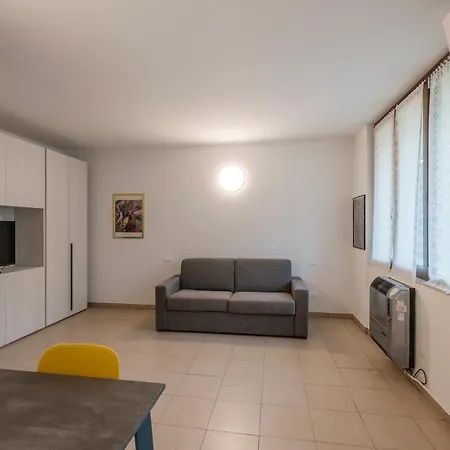 Apartment Da Laura - Monolocale Piano Terra Con Piscina Fronte *